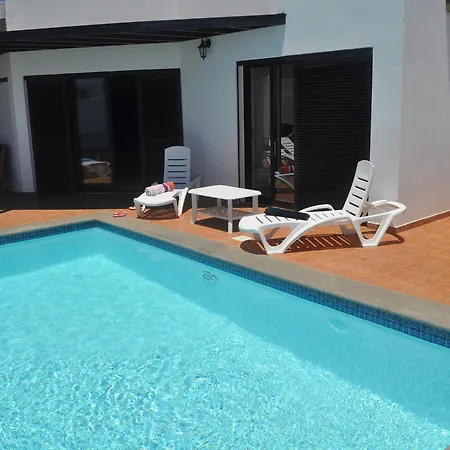 Vila Papagayo *